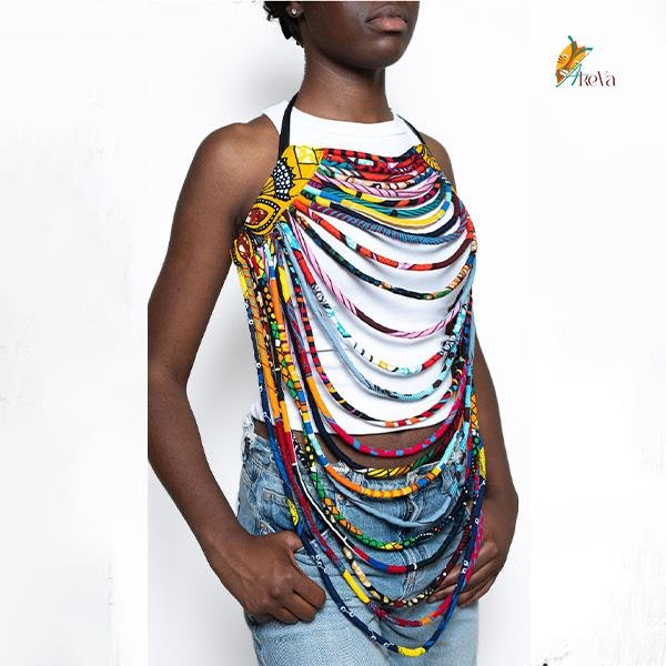 Haut dos-nu à multiples brins en Ankara